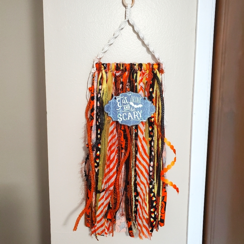 🎃 HAND CRAFTED Halloween wall decor rag garland macrame ribbon lace fab…